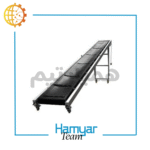 نوارنقاله بارگیری فله ۵ متری با عرض سفارشی ۴۰ تا ۱۰۰ سانت، مجهز به تسمه اجدار Chevron Belt، شاسی فولادی سنگین، موتور موتوژن و گیربکس حلزونی، مناسب انتقال شن، ماسه، مصالح و مواد معدنی از کارگاه و معدن؛ زاویه دید سه‌ربع از سمت چپ دستگاه.