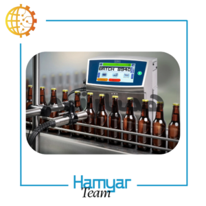 نوارنقاله جت پرینتر تمام استیل مدل استاندارد، طول ۰.۵ تا ۱۵ متر، عرض قابل‌سفارشی‌سازی ۵ تا ۱۰۰ سانتی‌متر، مجهز به تسمه PU مقاوم و موتورگیربکس صنعتی با سرعت ثابت یا متغیر، مناسب خطوط چاپ تاریخ و بسته‌بندی، سازگار با چاپگرهای معتبر بازار، تولید شده توسط ماشین‌سازی همیار – همیارتیم، ایده‌آل برای استفاده در کارگاه‌ها و صنایع کوچک، نمای کامل دستگاه با پایه‌های استیل و کانوایر رومیزی یا ایستاده، نوارنقاله مخصوص جت پرینتر با کیفیت پایدار و دوام طولانی.